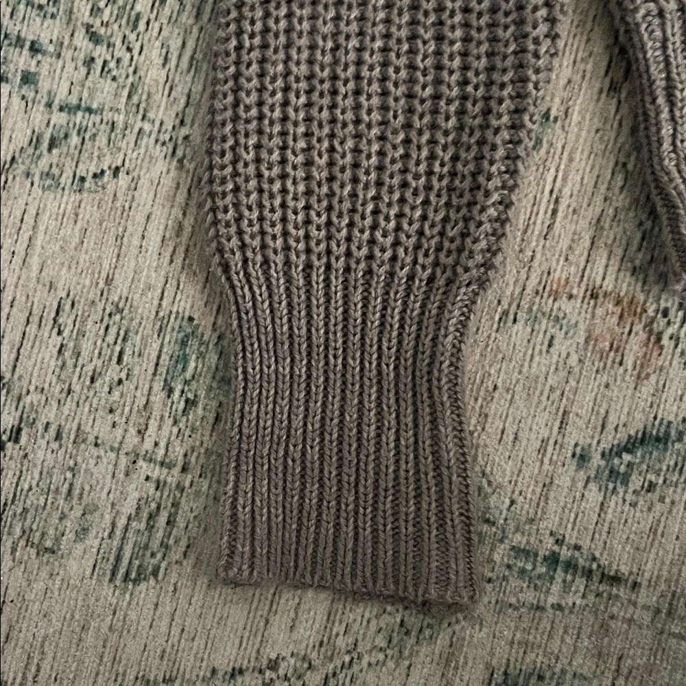 Urban Outfitters Charcoal Crew Neck Sweater - Picture 3 of 5